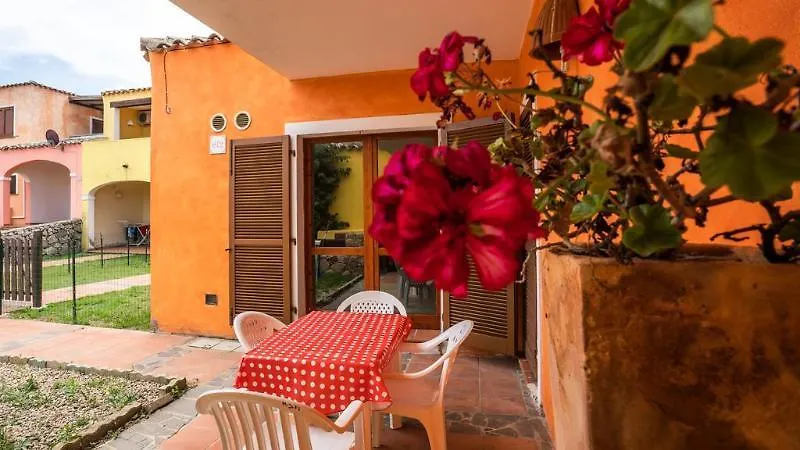 Aparthotel Residence Lu Lamoni Costa Nord Aglientu
