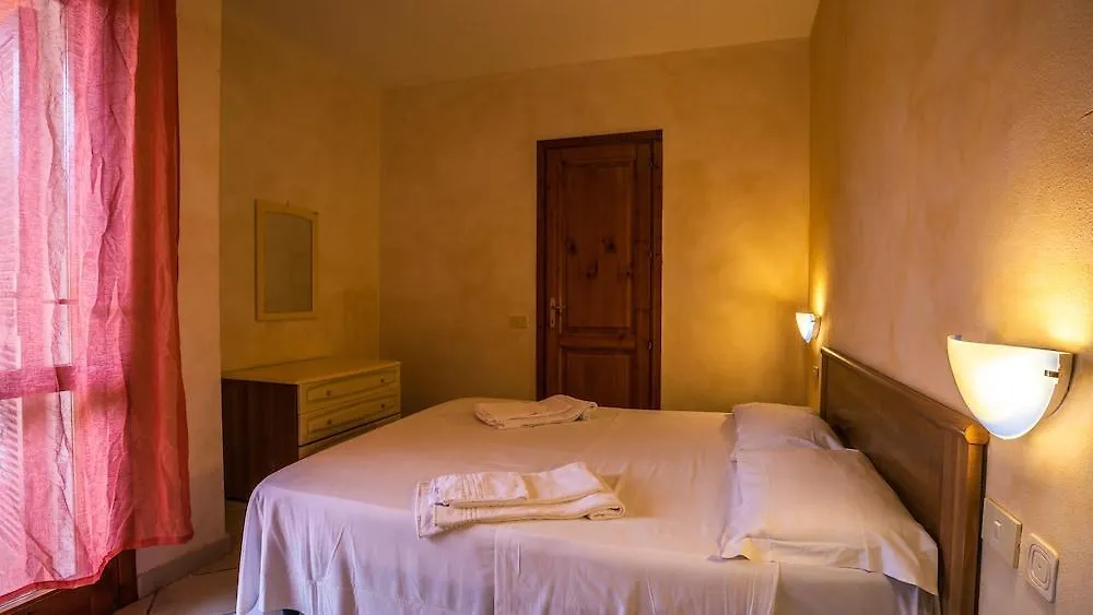 Residence Lu Lamoni Costa Nord Aglientu Aparthotel
