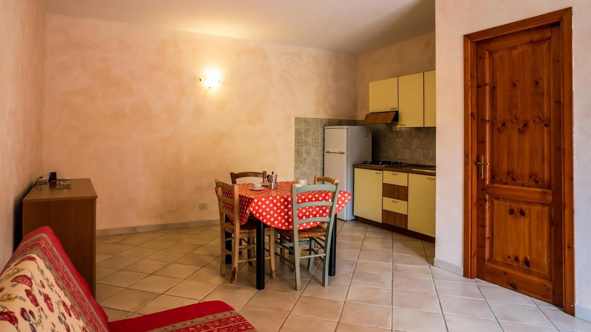Residence Lu Lamoni Costa Nord Aglientu
