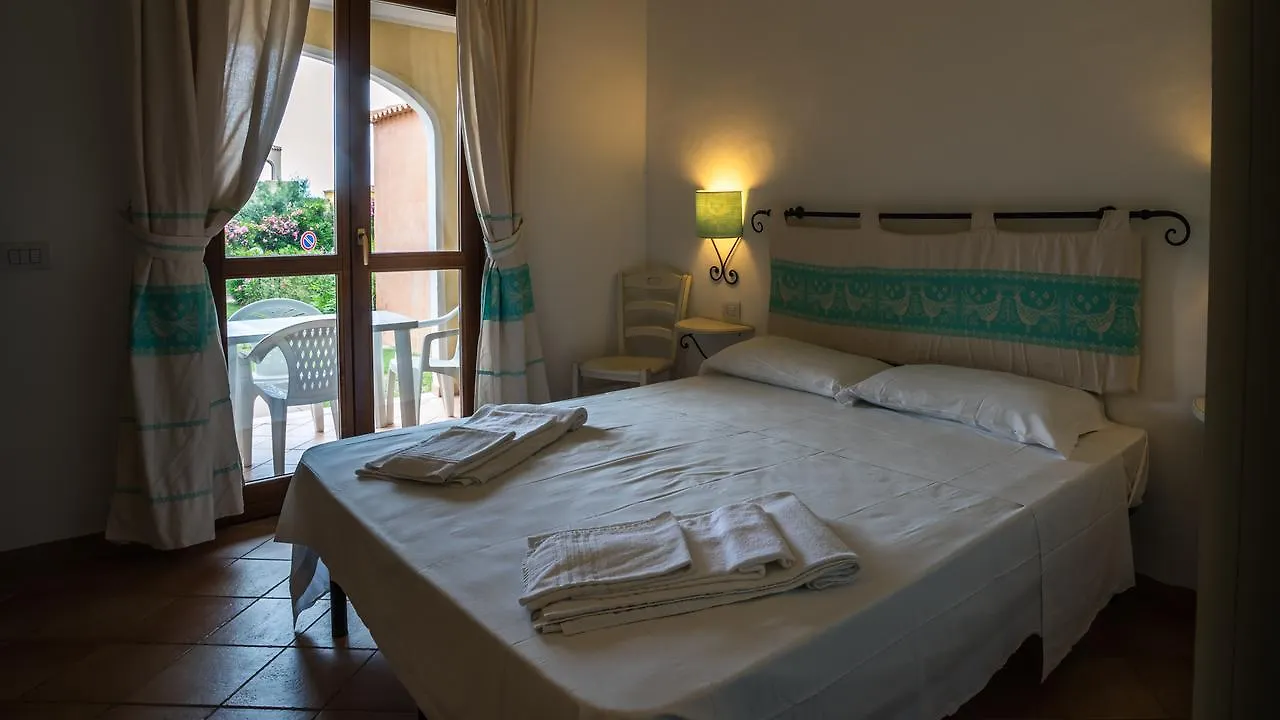 Residence Lu Lamoni Costa Nord Aglientu
